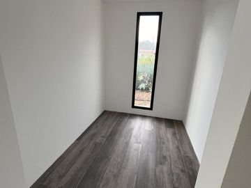 CASA DE 4 AMB A ESTRENAR EN BARRIO CERRRADO