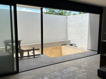 Vive al norte de mérida en casa de tres recámaras