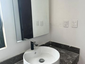 Vive al norte de mérida en casa de tres recámaras