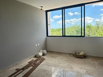 Vive al norte de mérida en casa de tres recámaras