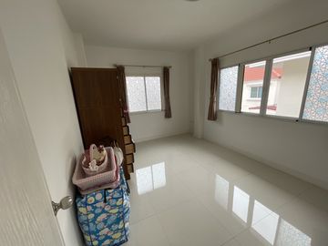 3 Bedroom House for sale at Nirun Ville 8