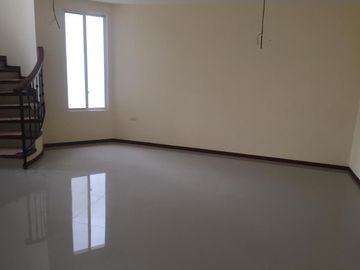 Casa - Vía a la Costa