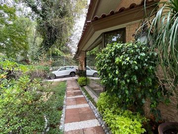 CASA EN VENTA  Y RENTA EN BOSQUES DE LAS LOMAS