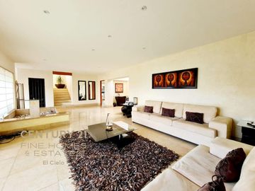 Venta de Casa en la Vista Country Club, Atlixcáyotl, Puebla, de 3 recámaras