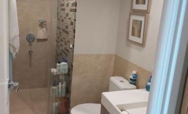 Condominium for Sale 2 Bedrooms: 2BR Flat Condo for Sale in Edades Tower and Garden Villas Rockwell Center Makati