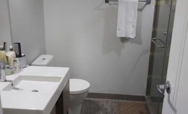 Condominium for Sale 2 Bedrooms: 2BR Flat Condo for Sale in Edades Tower and Garden Villas Rockwell Center Makati