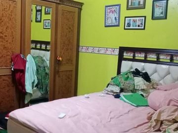 Rumah Dengan Tanah Luas Di Bekasi Timur, Bonus Tempat Usaha.