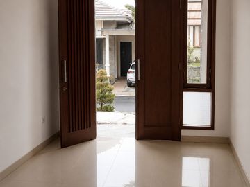 DIJUAL RUMAH SUDUT DI MUTIARA FATMAWATI RESIDENCE - PONDOK LABU, JAKARTA SELATAN