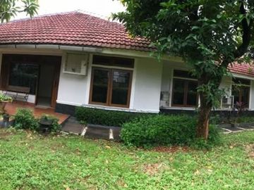 Rumah Bagus Ada Pool 1 Lantai Di Gaharu Cipete