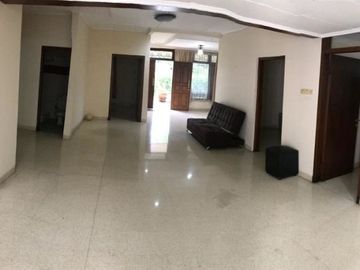 Rumah Bagus Ada Pool 1 Lantai Di Gaharu Cipete