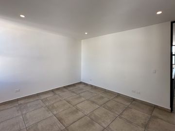 Casa en Venta Mérida, Privada Altamira, Cholul (Modelo E )