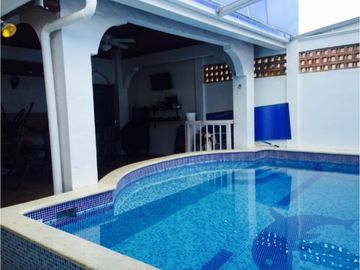 VENTA - PRADERAS DE SAN ANTONIO - 3 REC. 2 BAÑOS + CBE