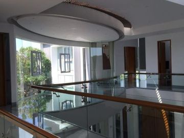 RUMAH MURAH MEWAH GRAHA FAMILY SURABAYA BARAT