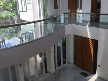 RUMAH MURAH MEWAH GRAHA FAMILY SURABAYA BARAT