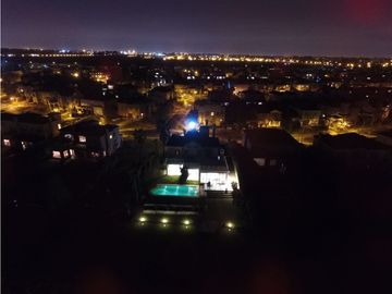 OPORTUNIDAD ALQUILER CASA A LA LAGUNA - LAS GLORIETAS - NORDELTA