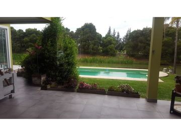 OPORTUNIDAD ALQUILER CASA A LA LAGUNA - LAS GLORIETAS - NORDELTA