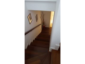OPORTUNIDAD ALQUILER CASA A LA LAGUNA - LAS GLORIETAS - NORDELTA