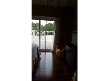 OPORTUNIDAD ALQUILER CASA A LA LAGUNA - LAS GLORIETAS - NORDELTA