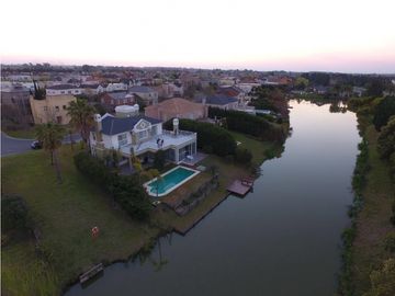 OPORTUNIDAD ALQUILER CASA A LA LAGUNA - LAS GLORIETAS - NORDELTA