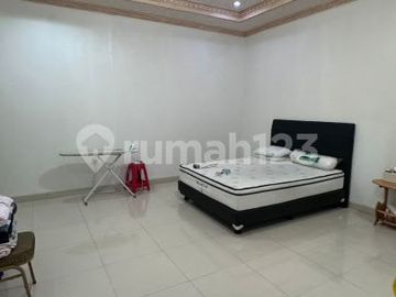Disewakan Rumah di Pik Florence 1 Jakarta Utara