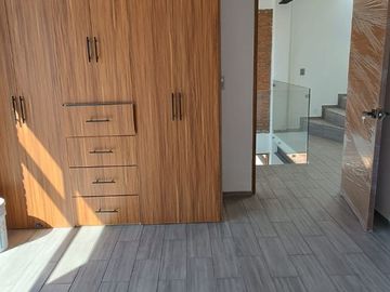 CASA EN VENTA NUEVA EN SAN GASPAR, METEPEX, EDOMEX