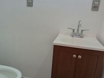 CASA EN VENTA NUEVA EN SAN GASPAR, METEPEX, EDOMEX