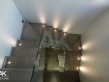 MAGNÍFICA CASA INTELIGENTE CON ROOF GARDEN