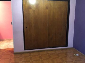 VENTA DEPARTAMENTO 4 AMBIENTES CON BALCÓN CORRIDO