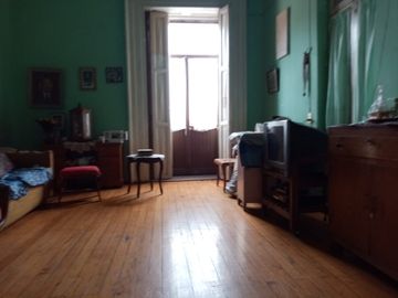 VENTA DE CASA COLONIAL CON LOCALES CENTRO HISTORICO