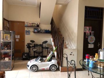 DIJUAL RUMAH YANG NYAMAN DAN AMAN BEBAS BANJIR DI DAERAH BINTARO