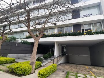 Venta de Hermoso Departamento 244 m2 Laureles en San Isidro
