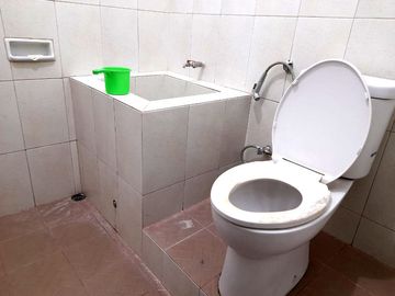 Guesthouse Apik dekat Kampung Flory Tlogoadi