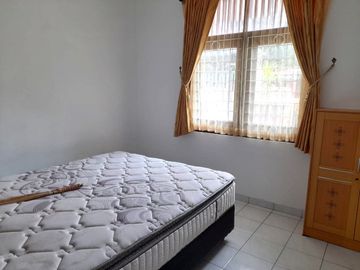 Guesthouse Apik dekat Kampung Flory Tlogoadi