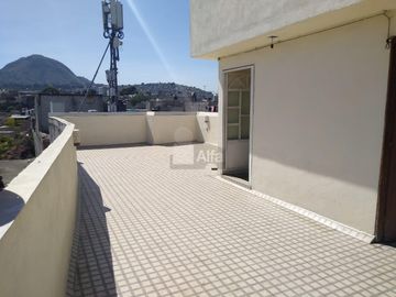 Edificio en venta en Miguel de La Madrid Hurtado, Iztapalapa, Ciudad de México
