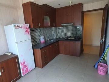 DIJUAL CEPAT !! Apt. Callia Bagus dan Rapih Lantai Rendah View City , Bisa Nego