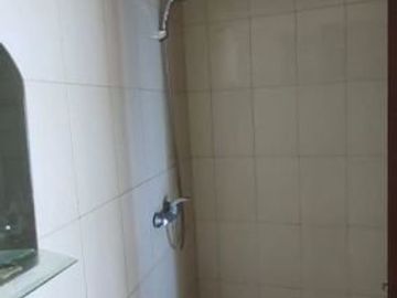 DIJUAL CEPAT !! Apt. Callia Bagus dan Rapih Lantai Rendah View City , Bisa Nego
