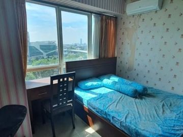 DIJUAL CEPAT !! Apt. Callia Bagus dan Rapih Lantai Rendah View City , Bisa Nego