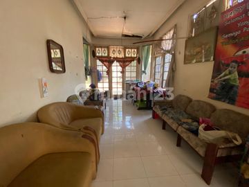 Rumah 1 Lantai di Cirendeu dengan Luas Tanah 945M² Harga Menarik