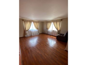 VENDO CASA CENTRAL EN ARRIETA ACEPTA OFERTA, CASA CON PISCINA Y AMPLIOS DORMITORIOS