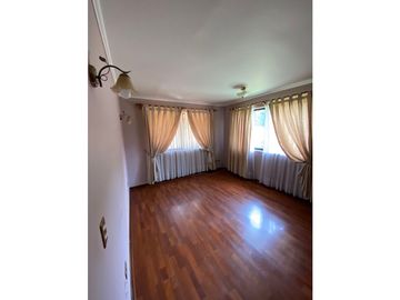 VENDO CASA CENTRAL EN ARRIETA ACEPTA OFERTA, CASA CON PISCINA Y AMPLIOS DORMITORIOS