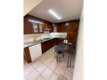 VENDO CASA CENTRAL EN ARRIETA ACEPTA OFERTA, CASA CON PISCINA Y AMPLIOS DORMITORIOS