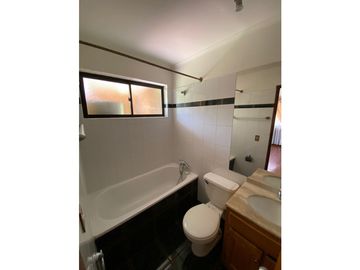 VENDO CASA CENTRAL EN ARRIETA ACEPTA OFERTA, CASA CON PISCINA Y AMPLIOS DORMITORIOS