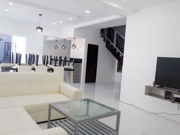 WPOOL 2-Storey Furnished House & Lot with 5 Bedroom for SALE in Friendship Angeles City near CLARK(Good for Investment)