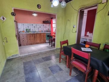 Casa PH en venta en Quilmes Oeste