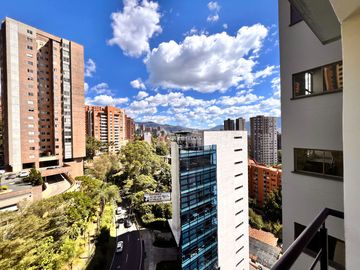 oficina en arriendo en el poblado. Cod A777227