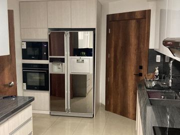 Venta hermoso departamento en zona exclusiva de Guayaquil, Ciudad Colón