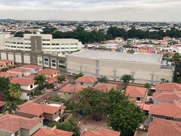 Venta hermoso departamento en zona exclusiva de Guayaquil, Ciudad Colón