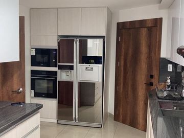Venta hermoso departamento en zona exclusiva de Guayaquil, Ciudad Colón