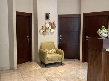Venta hermoso departamento en zona exclusiva de Guayaquil, Ciudad Colón
