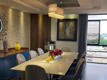 Venta hermoso departamento en zona exclusiva de Guayaquil, Ciudad Colón